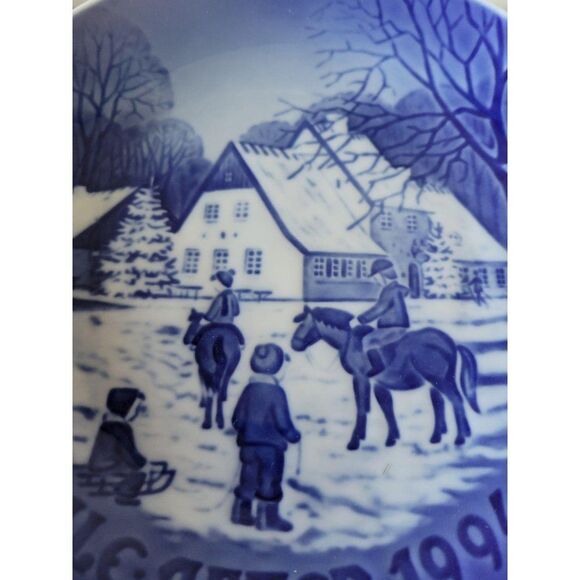 B&g‎ day at the deer Park Denmark plate 1994 horses - Picture 3 of 3